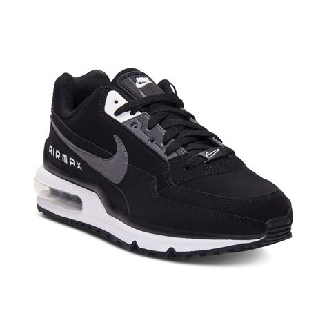 nike air max men's sneakers